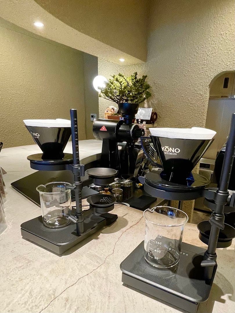 HYOTTOKO COFFEE&WINES - specialty coffee shop in Osaka