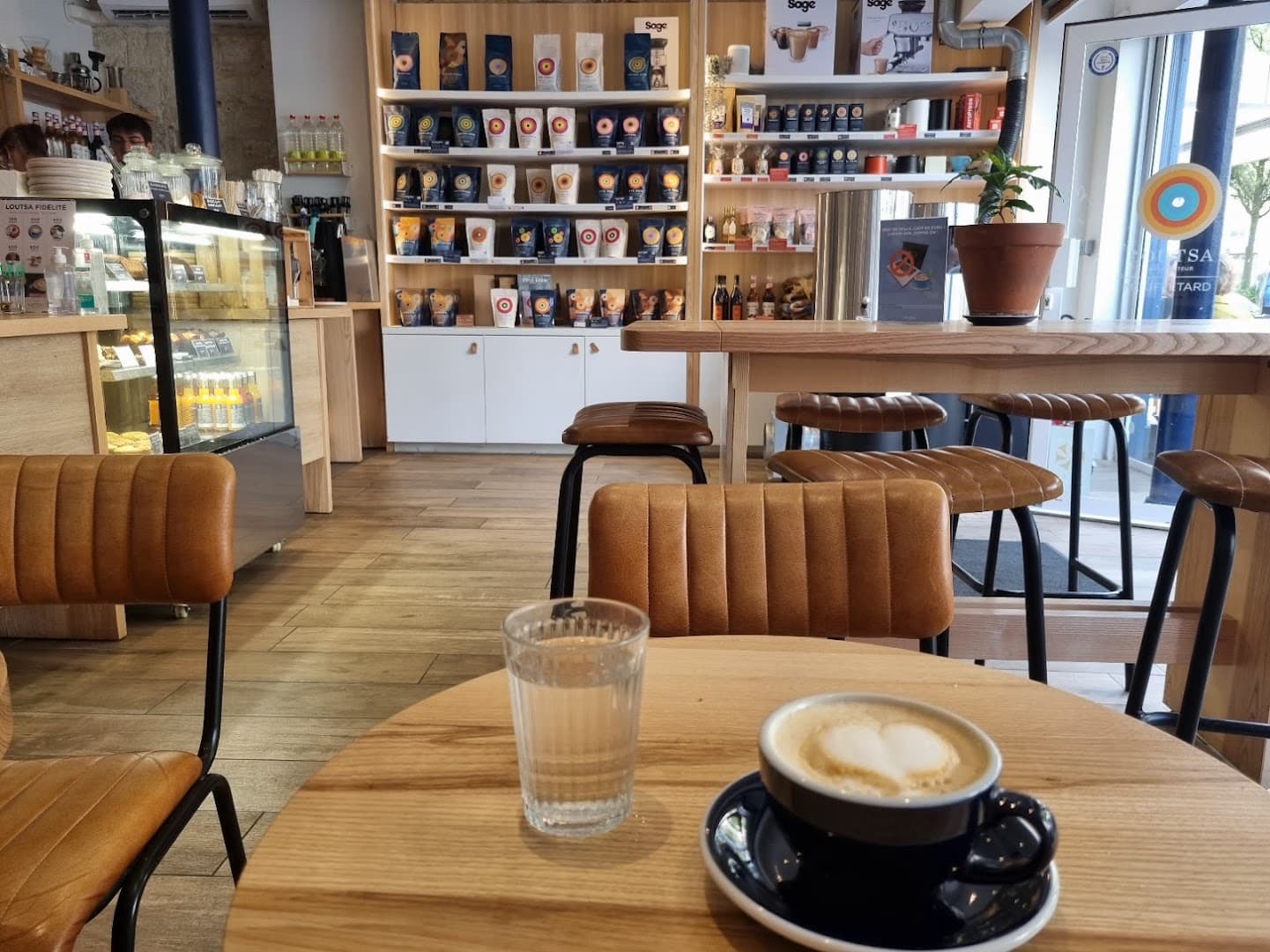 Loutsa — specialty coffee in Paris