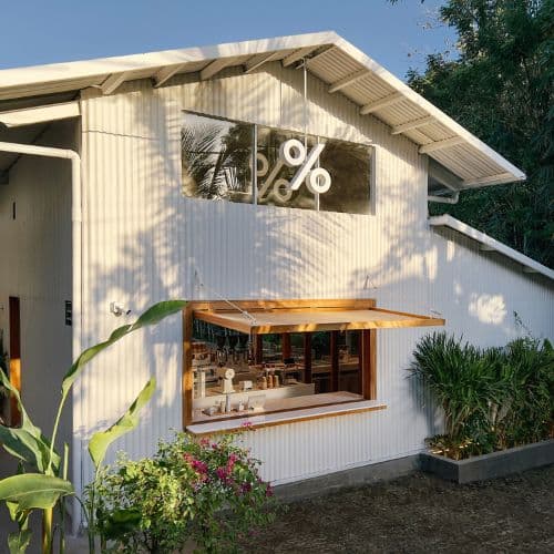 % Arabica Bali Uluwatu - specialty coffee shop in Bali