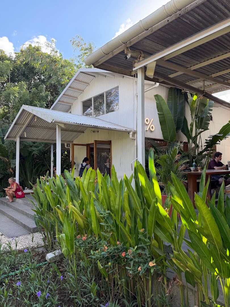 % Arabica Bali Uluwatu - specialty coffee shop in Bali