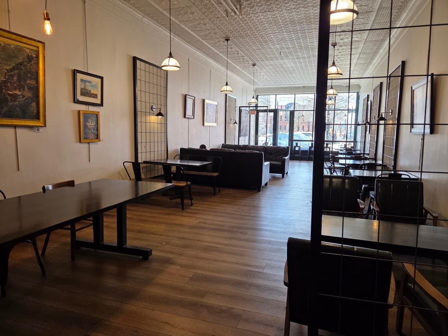 Noble Coffee & Tea Company - specialty coffee shop in Indianapolis