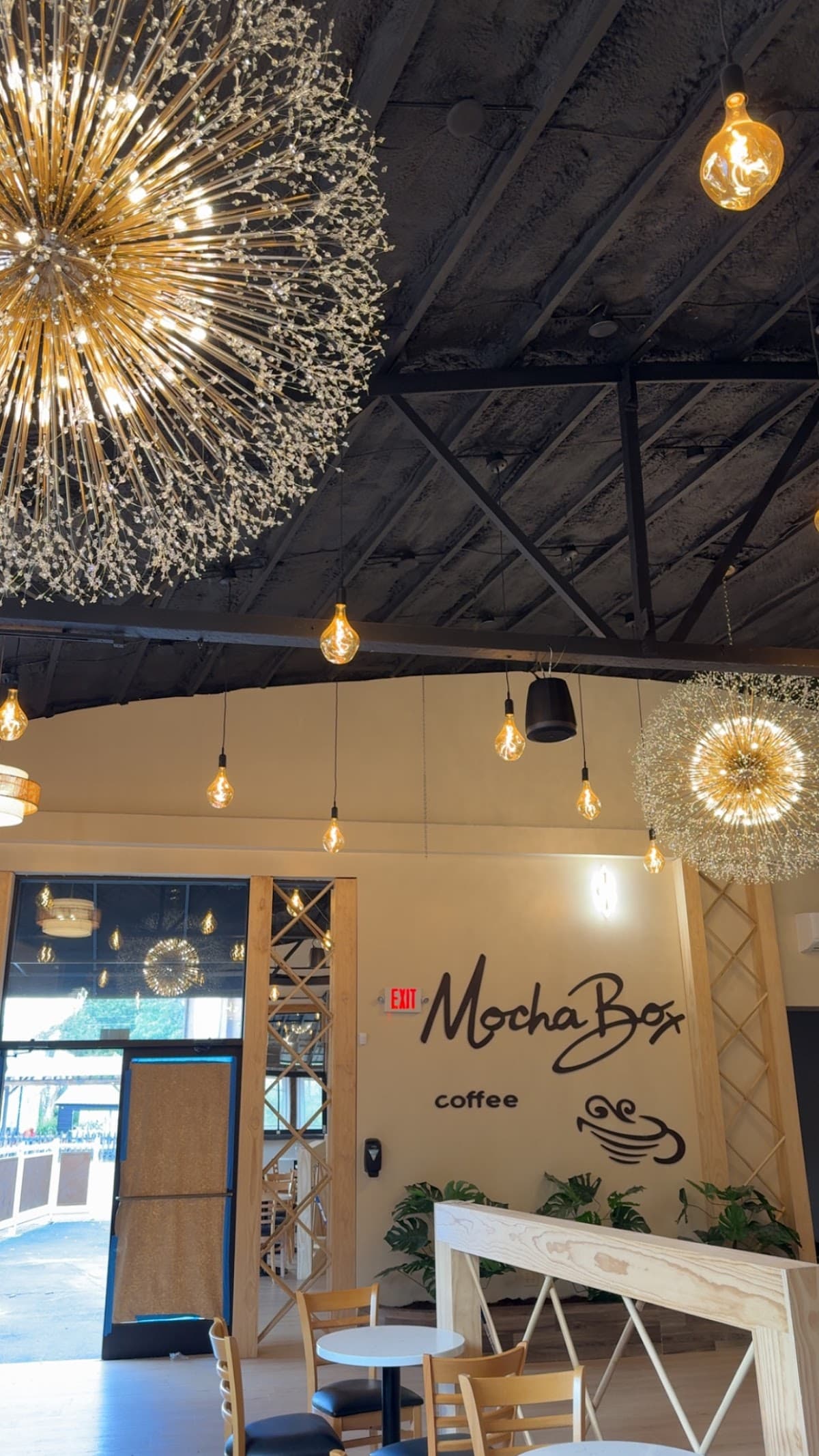 Mocha Box Coffee - specialty coffee shop in Bear Creek