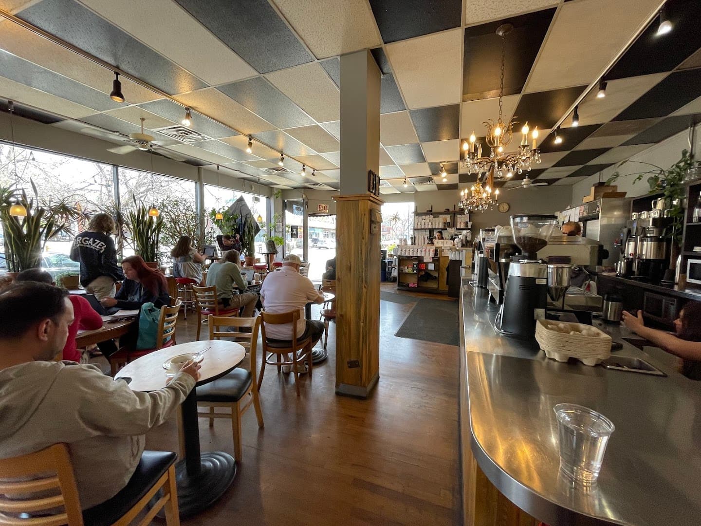 Pablo's Coffee - 6th Avenue - specialty coffee shop in Alamo Placita