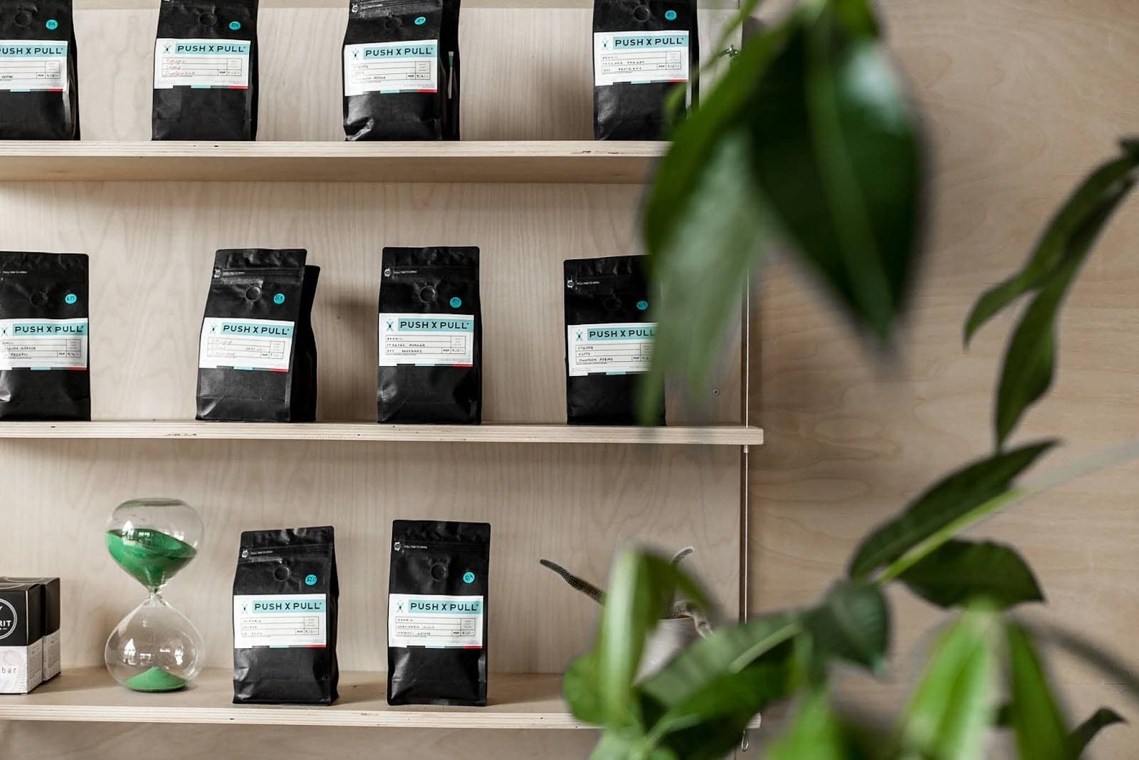 PUSH PULL | Stark specialty coffee shop in Portland - photo 10