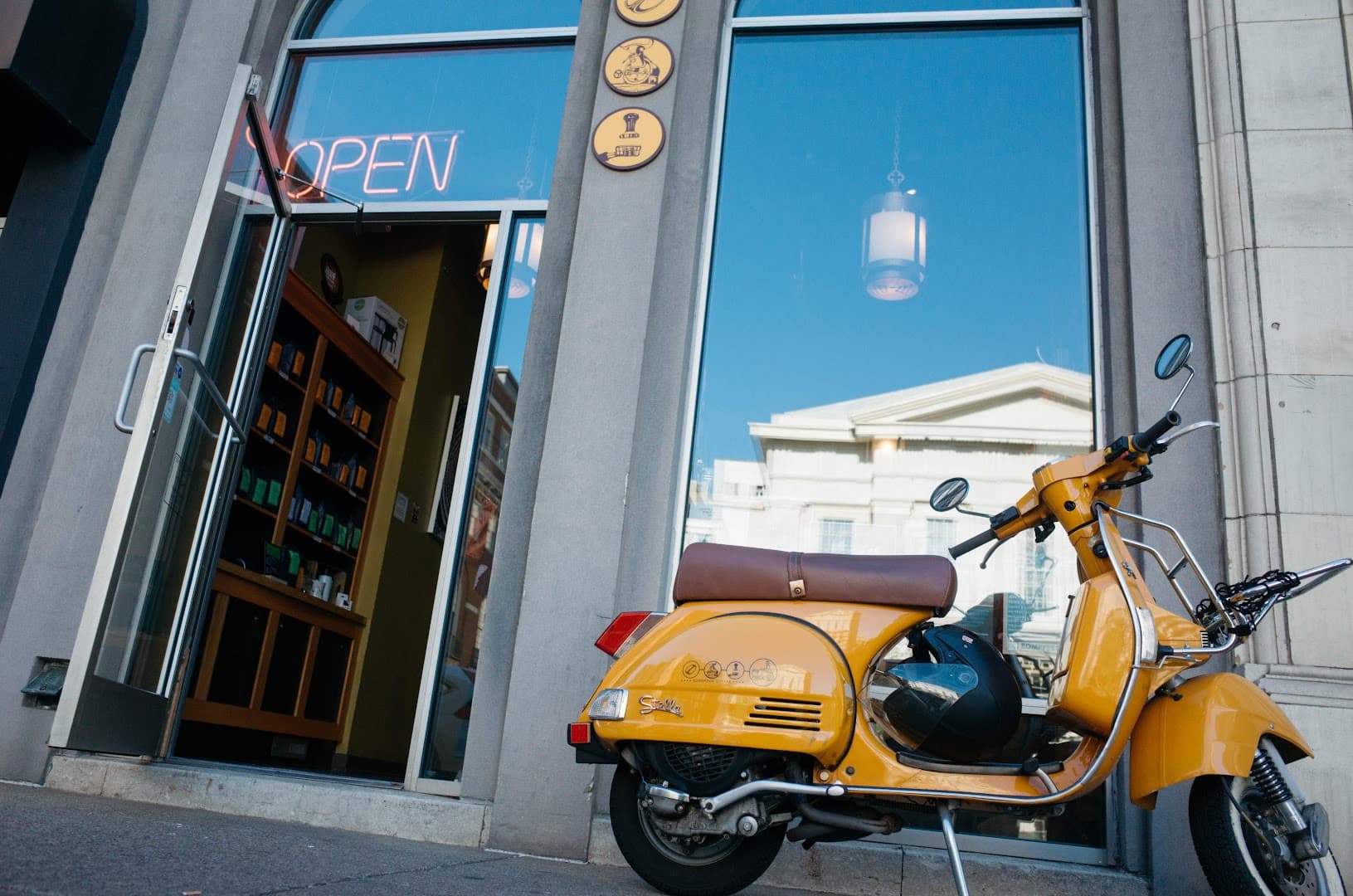 Storefront of Sunergos Coffee, specialty coffee shop in Louisville