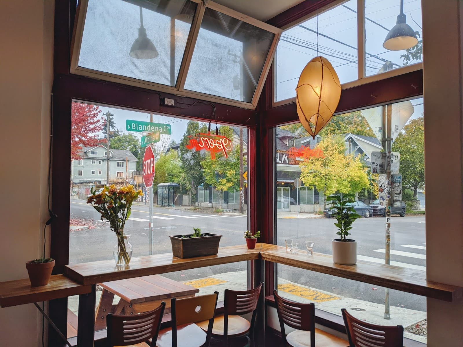 Albina Press specialty coffee shop in Portland - photo 8