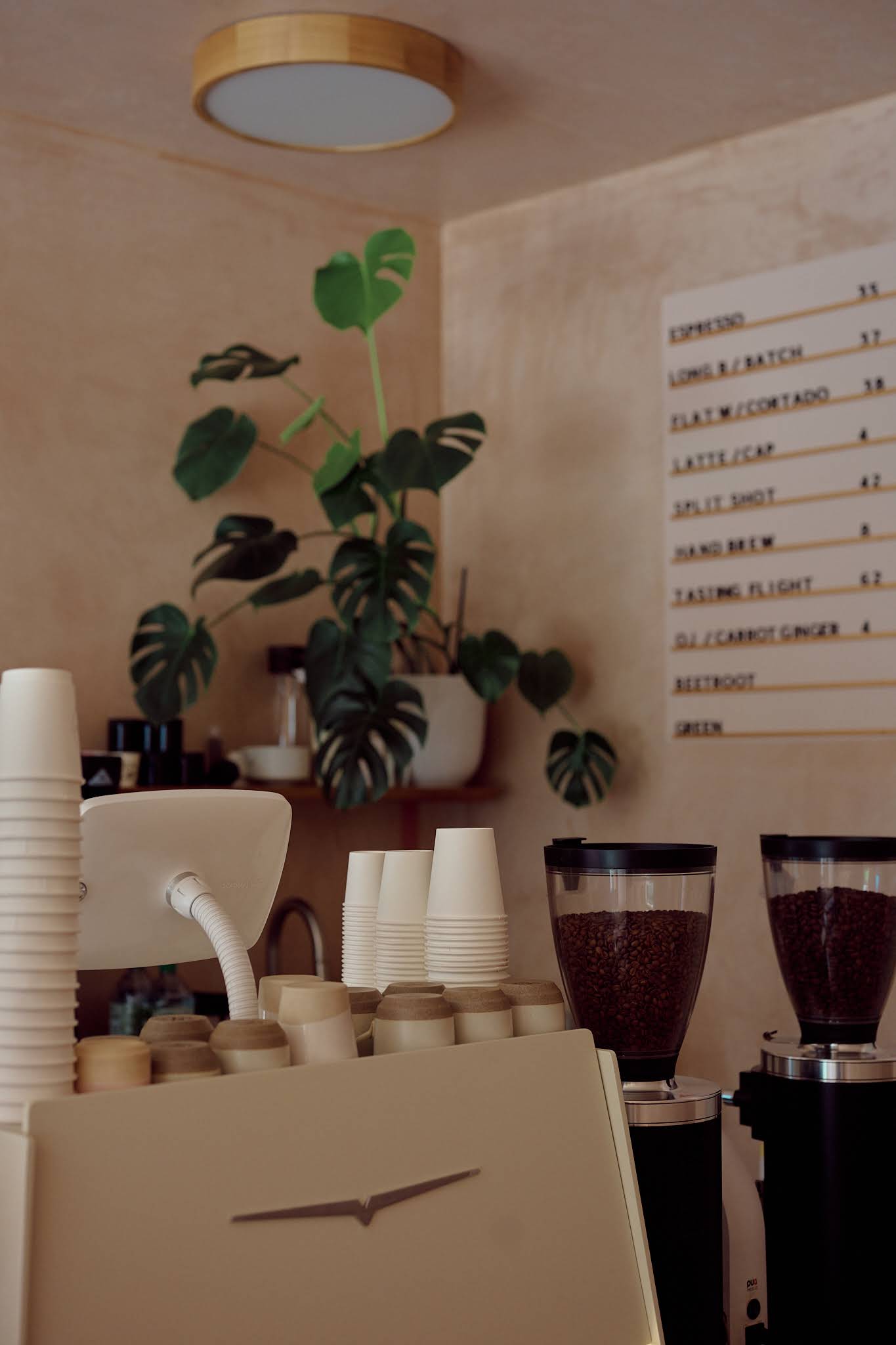 Profile Highbury specialty coffee shop in London - photo 7