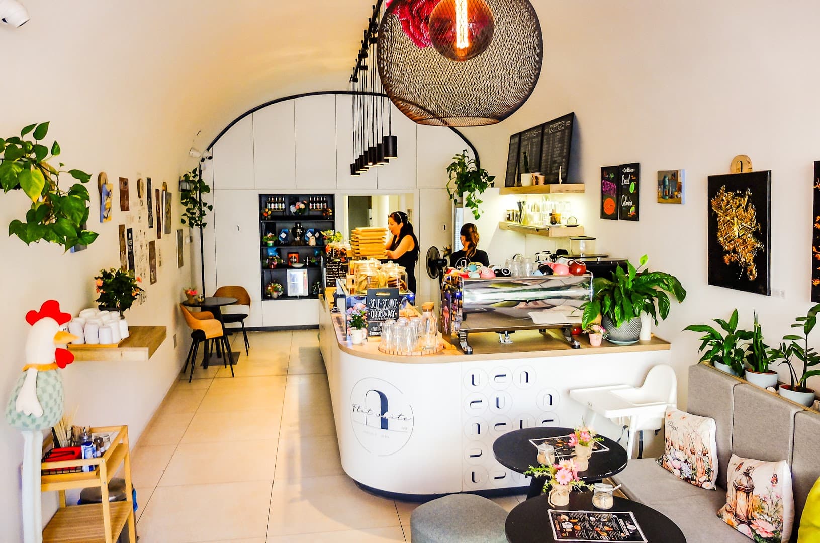 Flat White Art - specialty coffee shop in Budapest