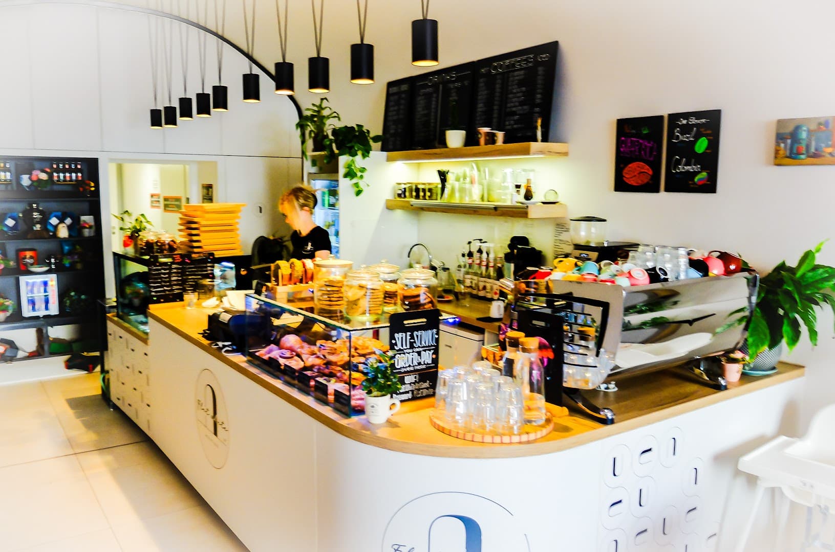Flat White Art - specialty coffee shop in Budapest