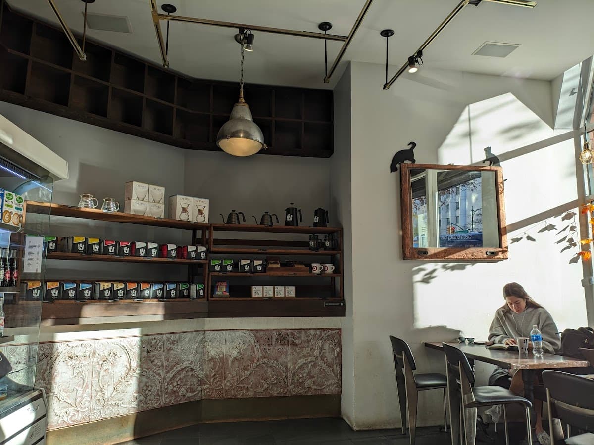 Birch Coffee specialty coffee shop in New York - photo 7