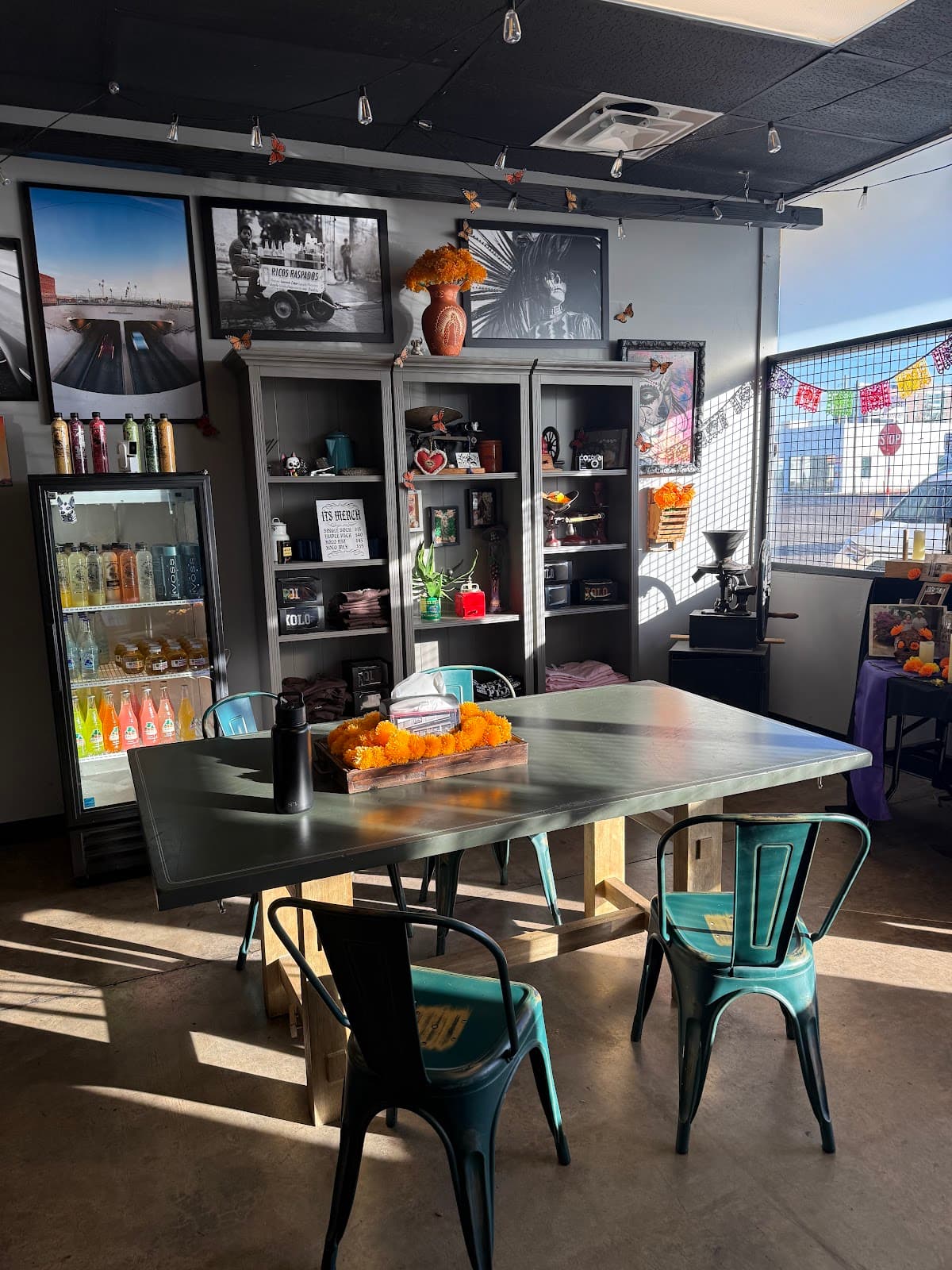 Xolo Coffee specialty coffee shop in Phoenix - photo 4