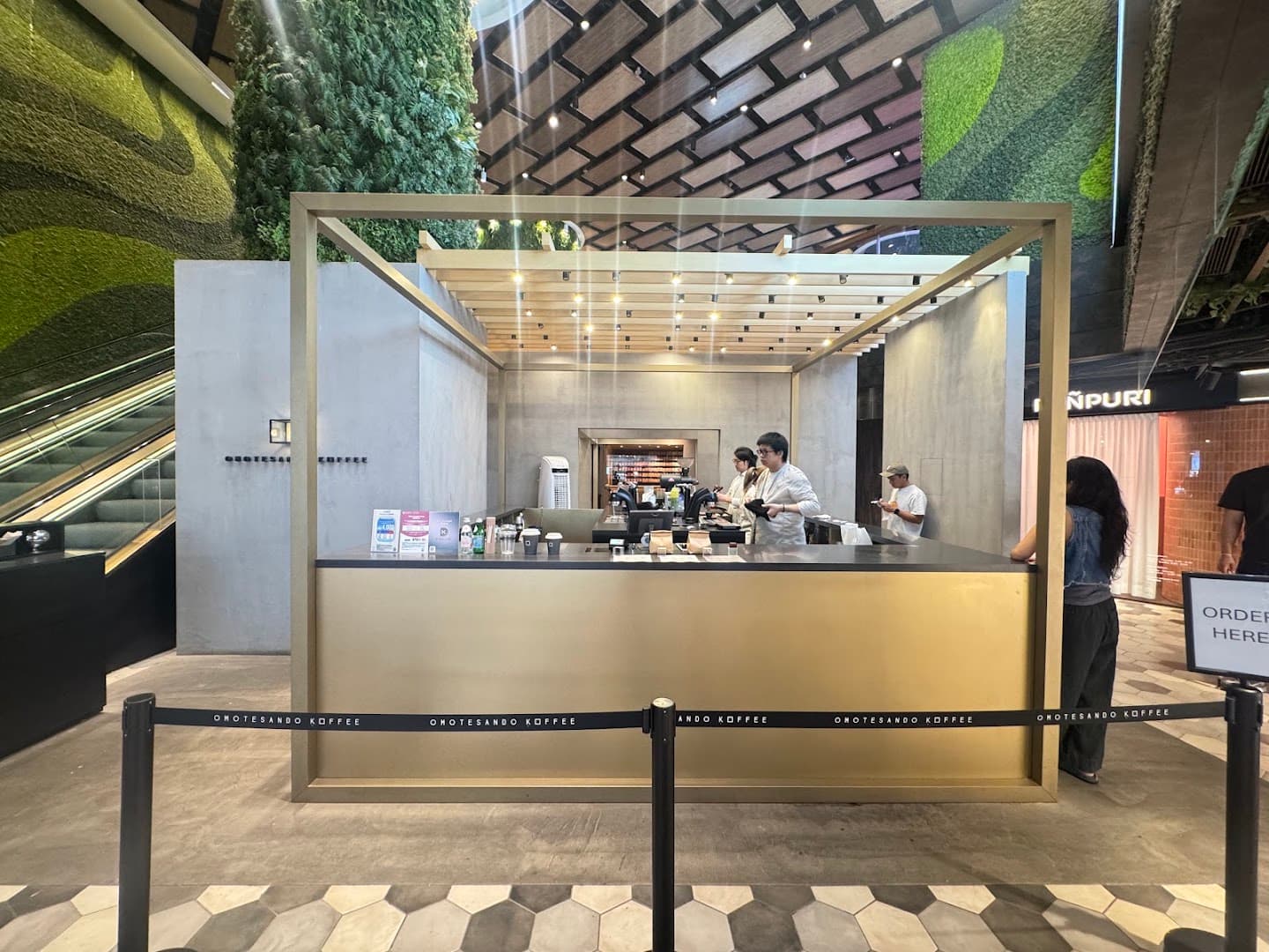 Omotesando Koffee - specialty coffee shop in Hong Kong