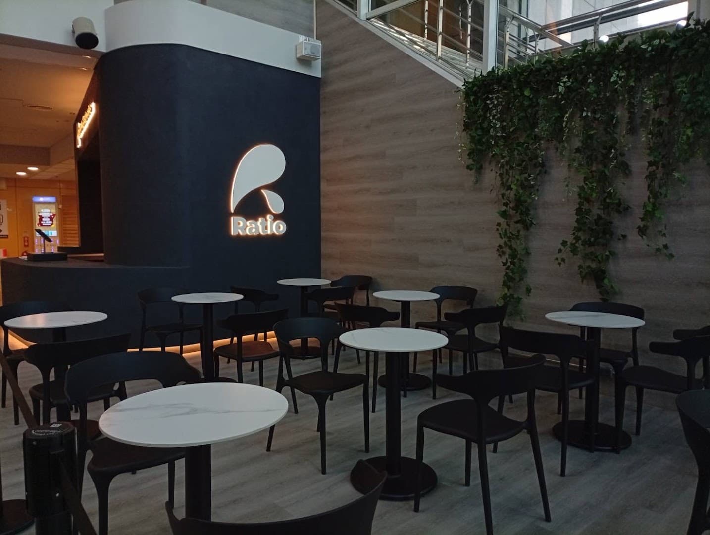 Ratio Coffee Roasters - specialty coffee shop in Songshan