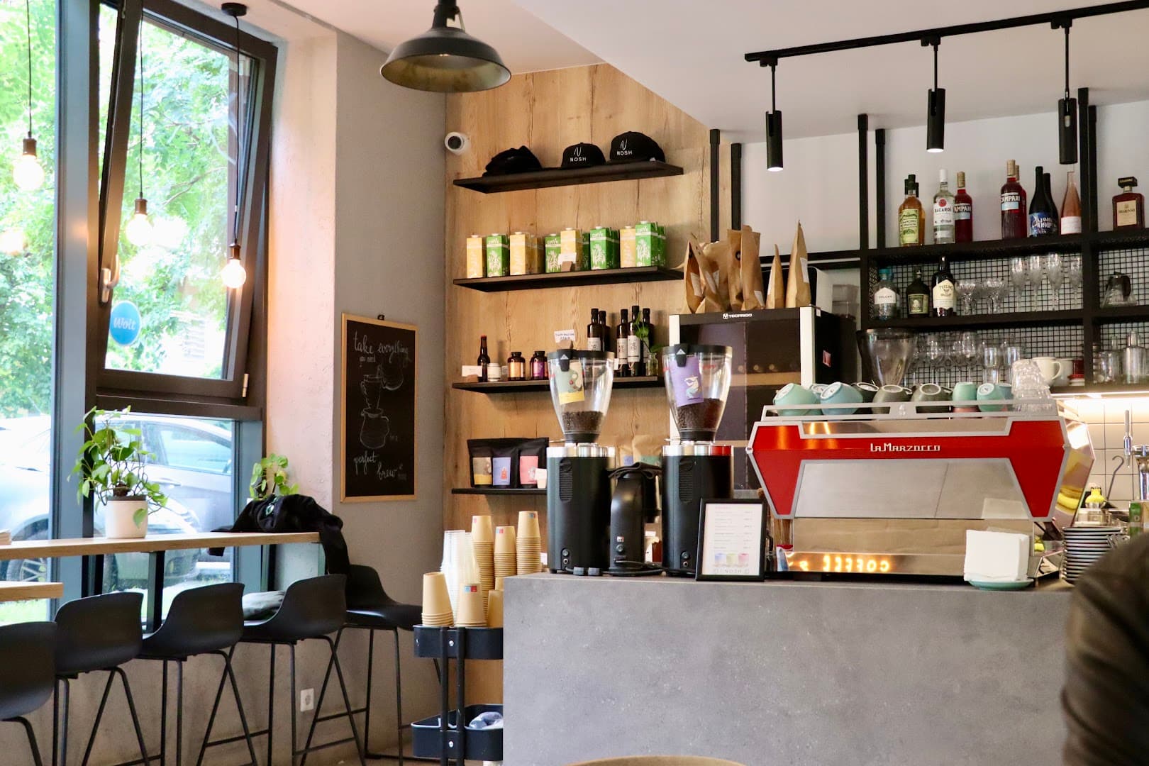 Nosh - Supreme - specialty coffee shop in Budapest