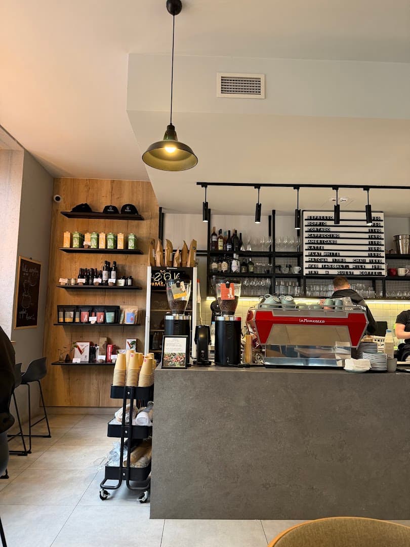 Nosh - Supreme specialty coffee shop in Budapest - photo 7