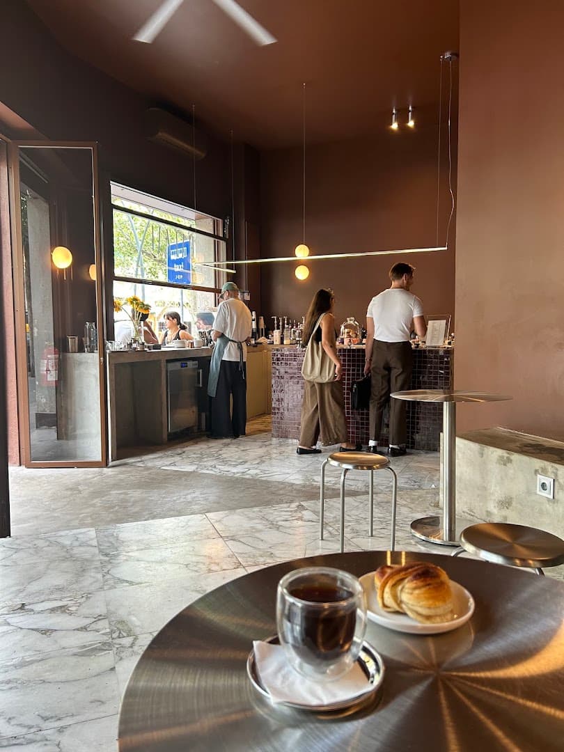 Balzac Café - specialty coffee shop in Barcelona