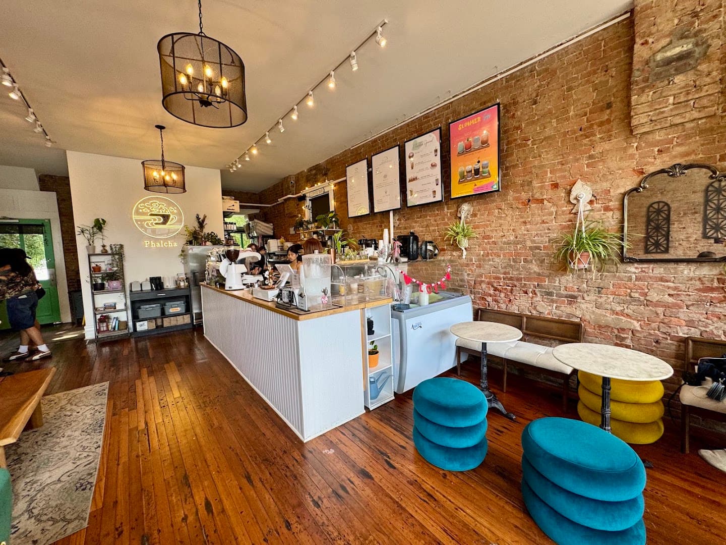 Phalcha Coffee - specialty coffee shop in Germantown