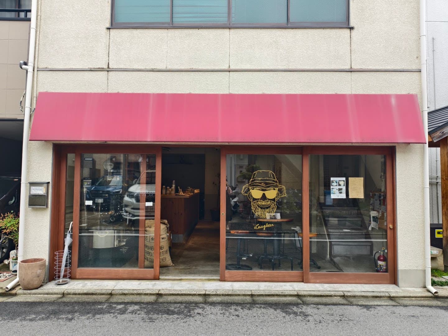 Laughter NISHIJIN - specialty coffee shop in Kyoto