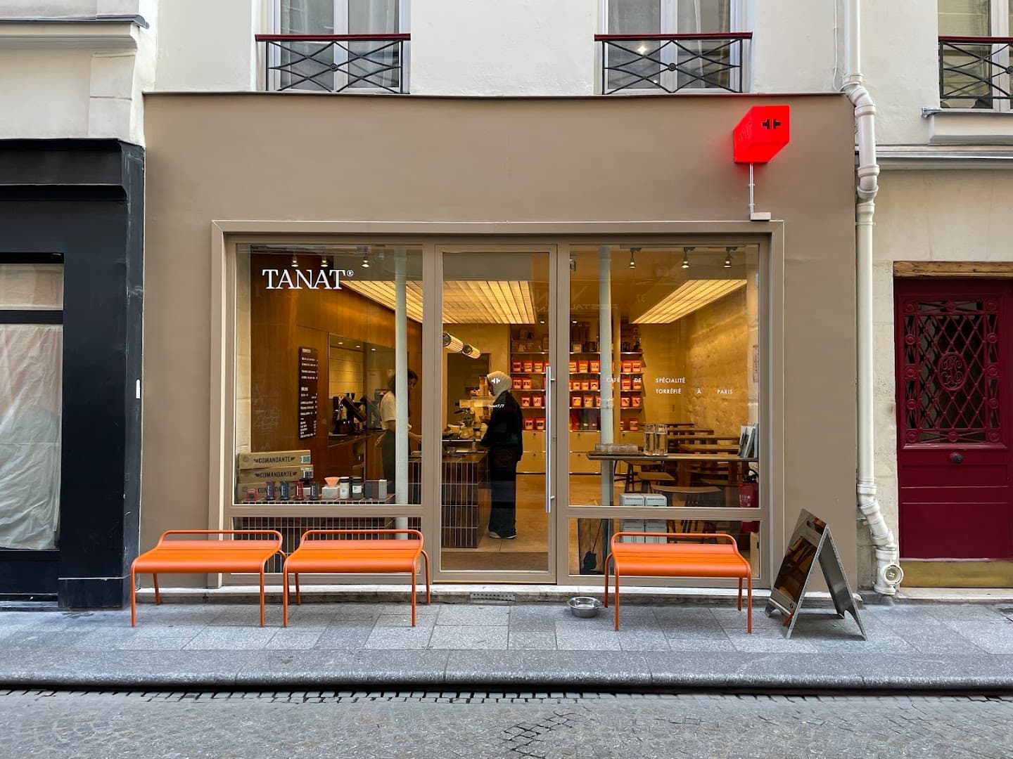 Tanat - Tiquetonne - specialty coffee shop in Paris