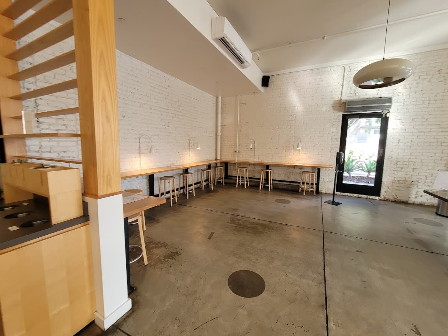 Blue Bottle Coffee specialty coffee shop in Los Angeles - photo 8