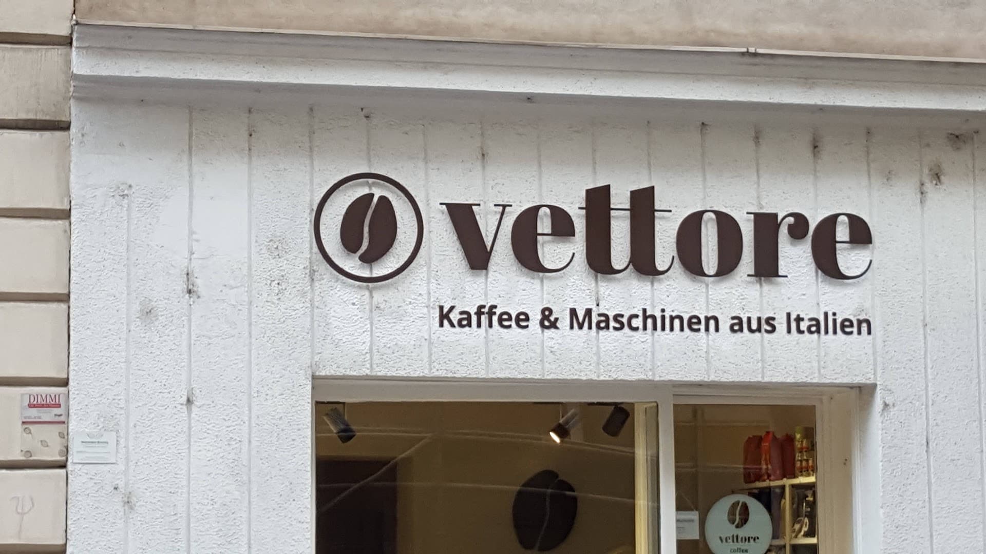 Vettore Coffee & machinery from Italy - specialty coffee shop in Vienna