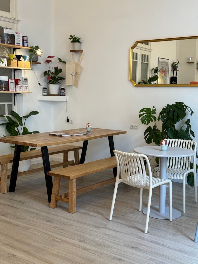 The Good Coffee Society Lab — specialty coffee in Vienna
