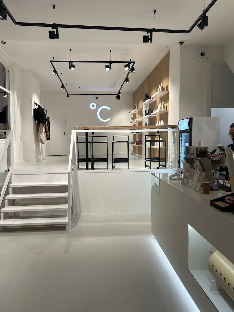 Cafecito Overtoom | Specialty Coffee & Matcha - specialty coffee shop in Amsterdam