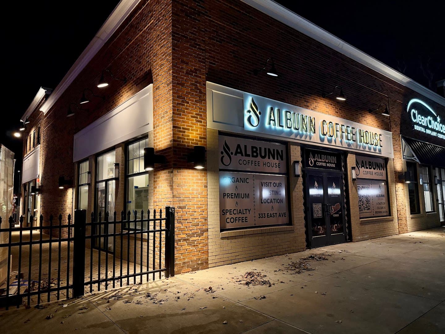 Storefront of Albunn Coffee House, specialty coffee shop in Rochester