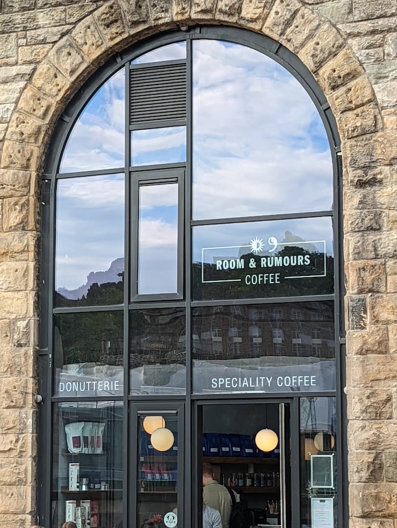 Storefront of Room & Rumours Coffee, specialty coffee shop in Edinburgh