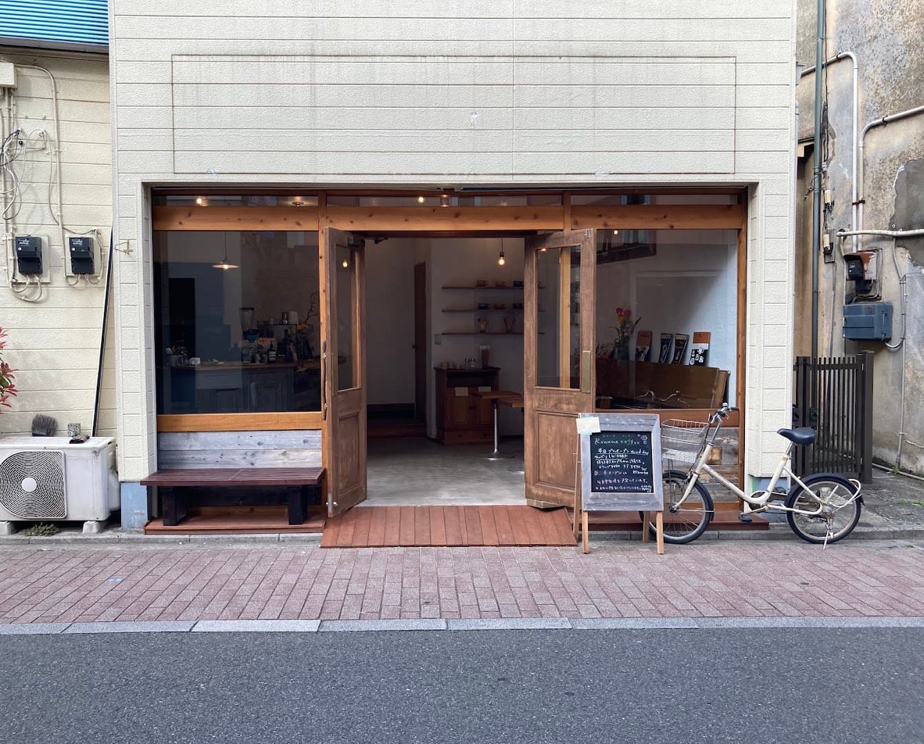 Rowans coffee ロワンズコーヒー - specialty coffee shop in Tokyo