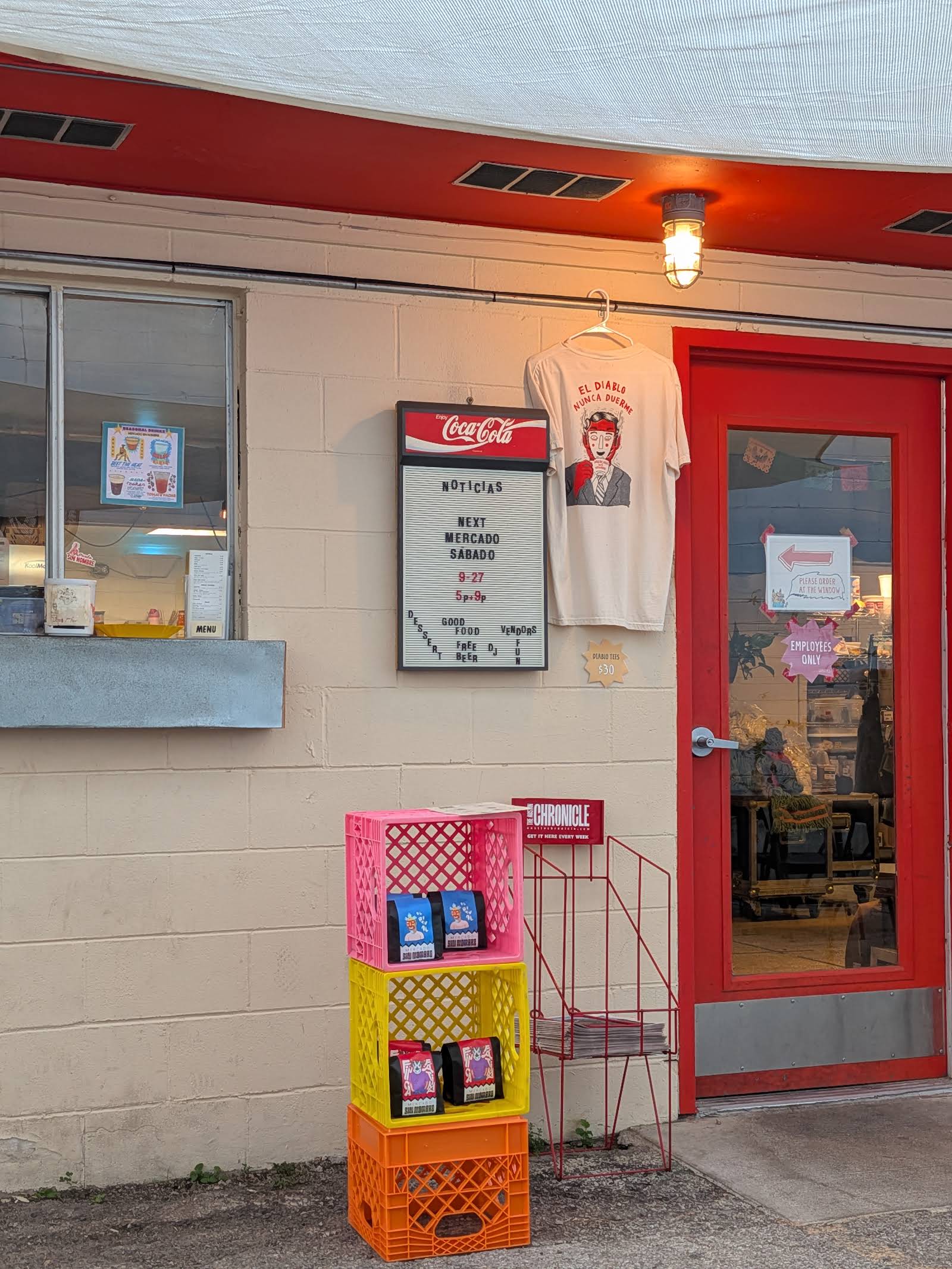 Mercado Sin Nombre specialty coffee shop in Austin - photo 6