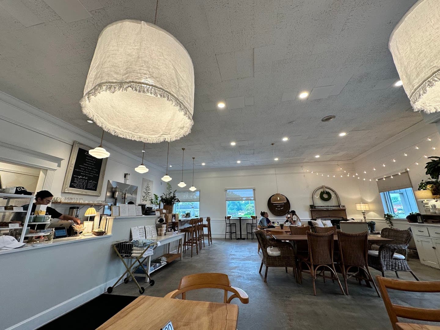Emilie's Coffee House & Wine Bar - specialty coffee shop in Cleveland
