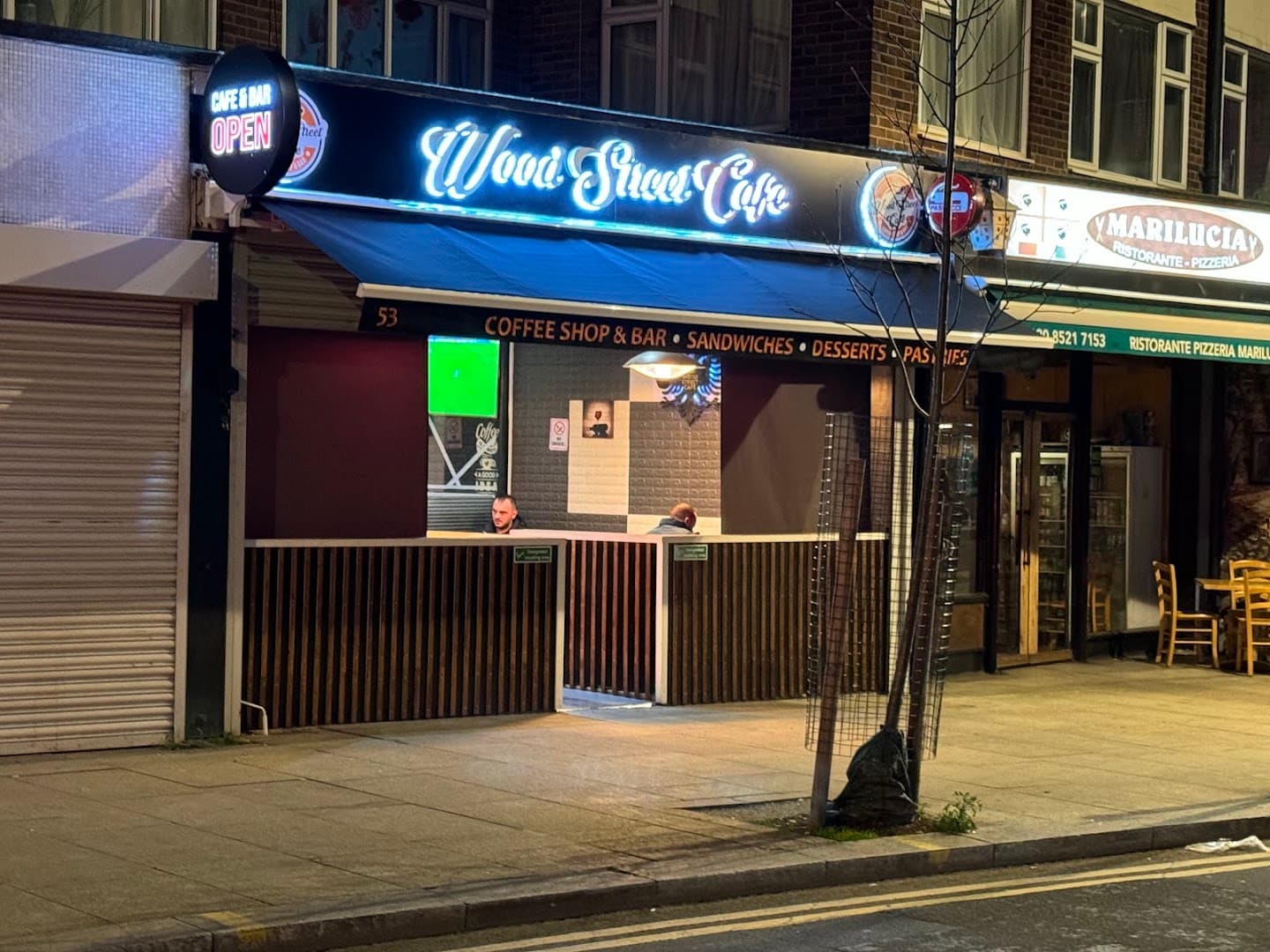 Wood Street Cafe specialty coffee shop in London - photo 7