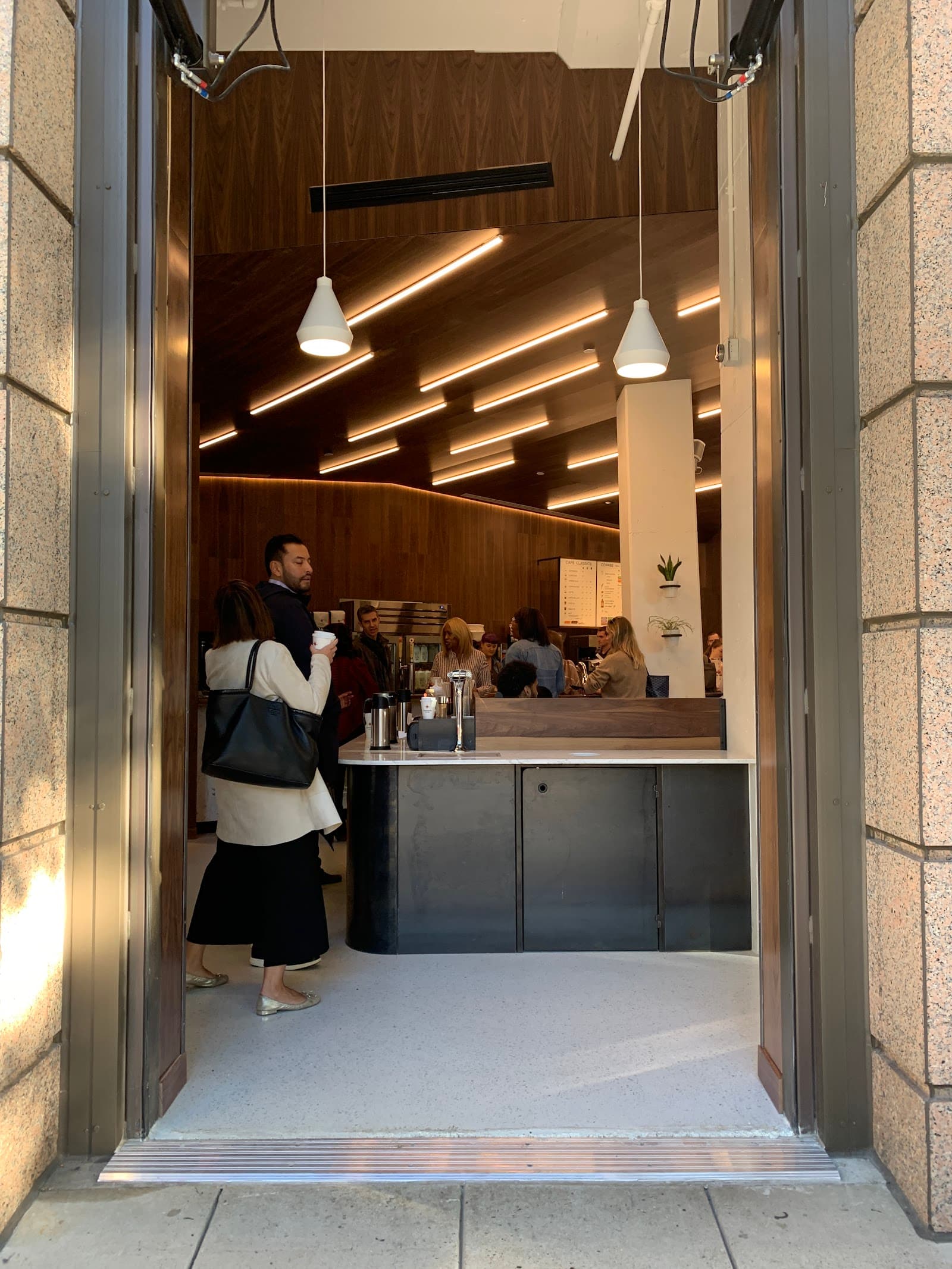 Compass Coffee specialty coffee shop in Washington, D.C. - photo 9