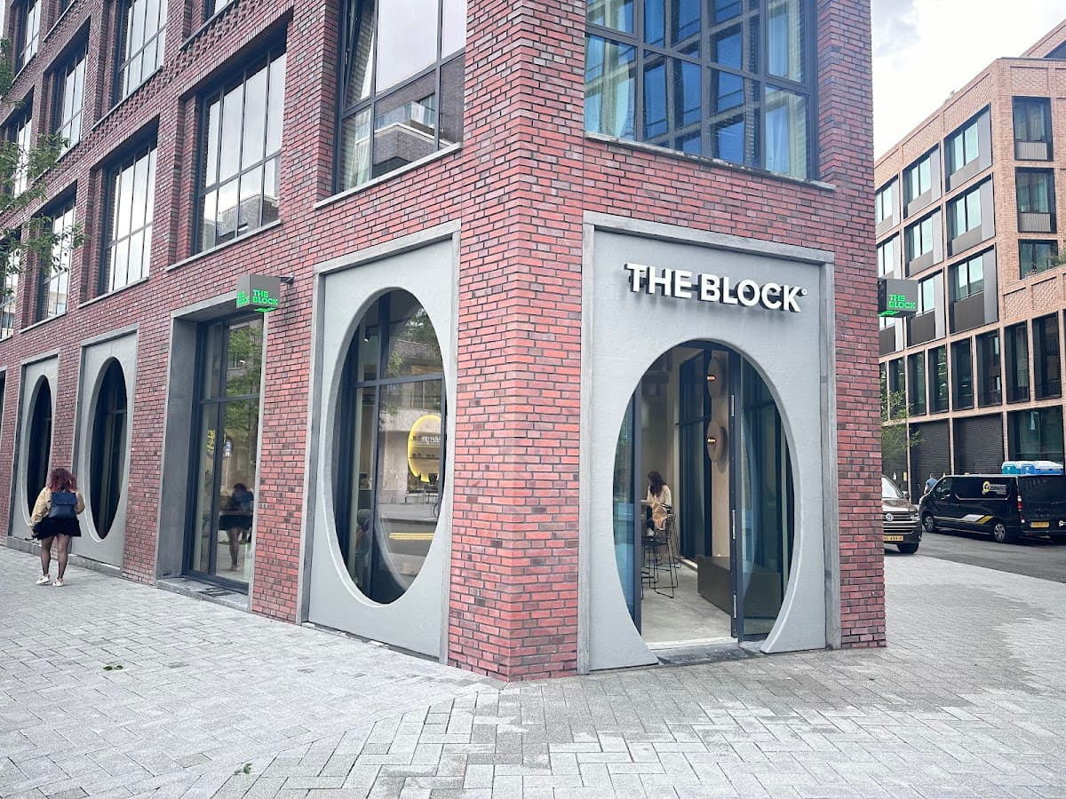 The Block Coffee - specialty coffee shop in Amsterdam