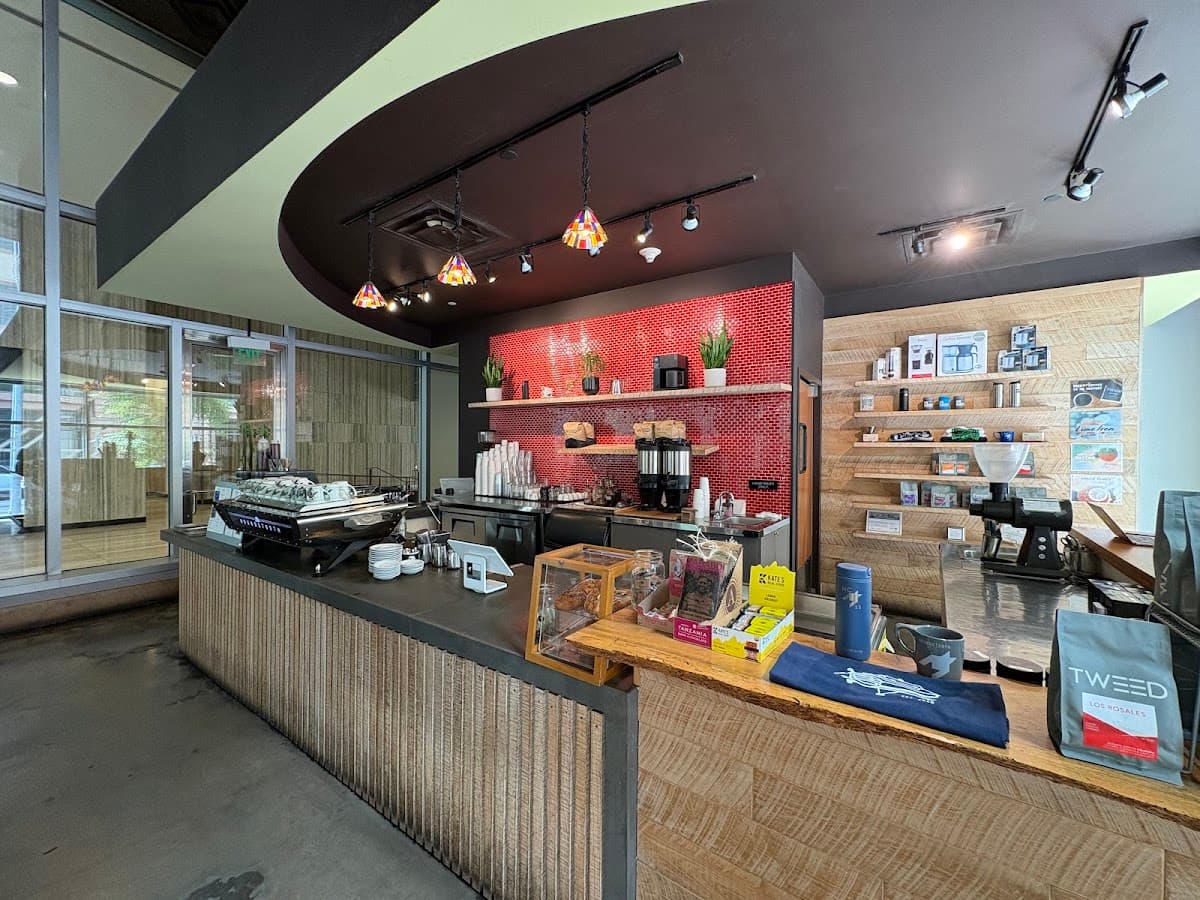 Houndstooth Coffee - specialty coffee shop in Chestnut