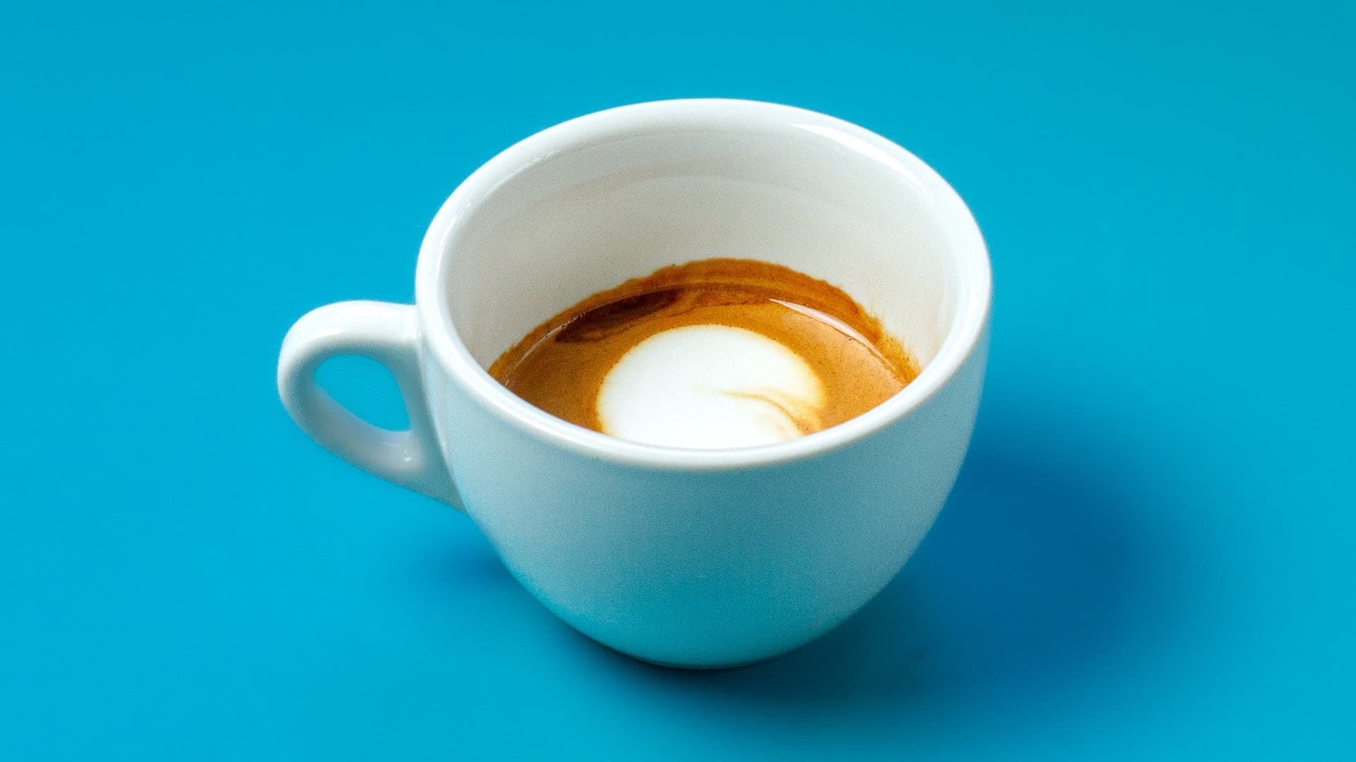 Coffee at Bayard Café Bar, specialty coffee shop in Athens