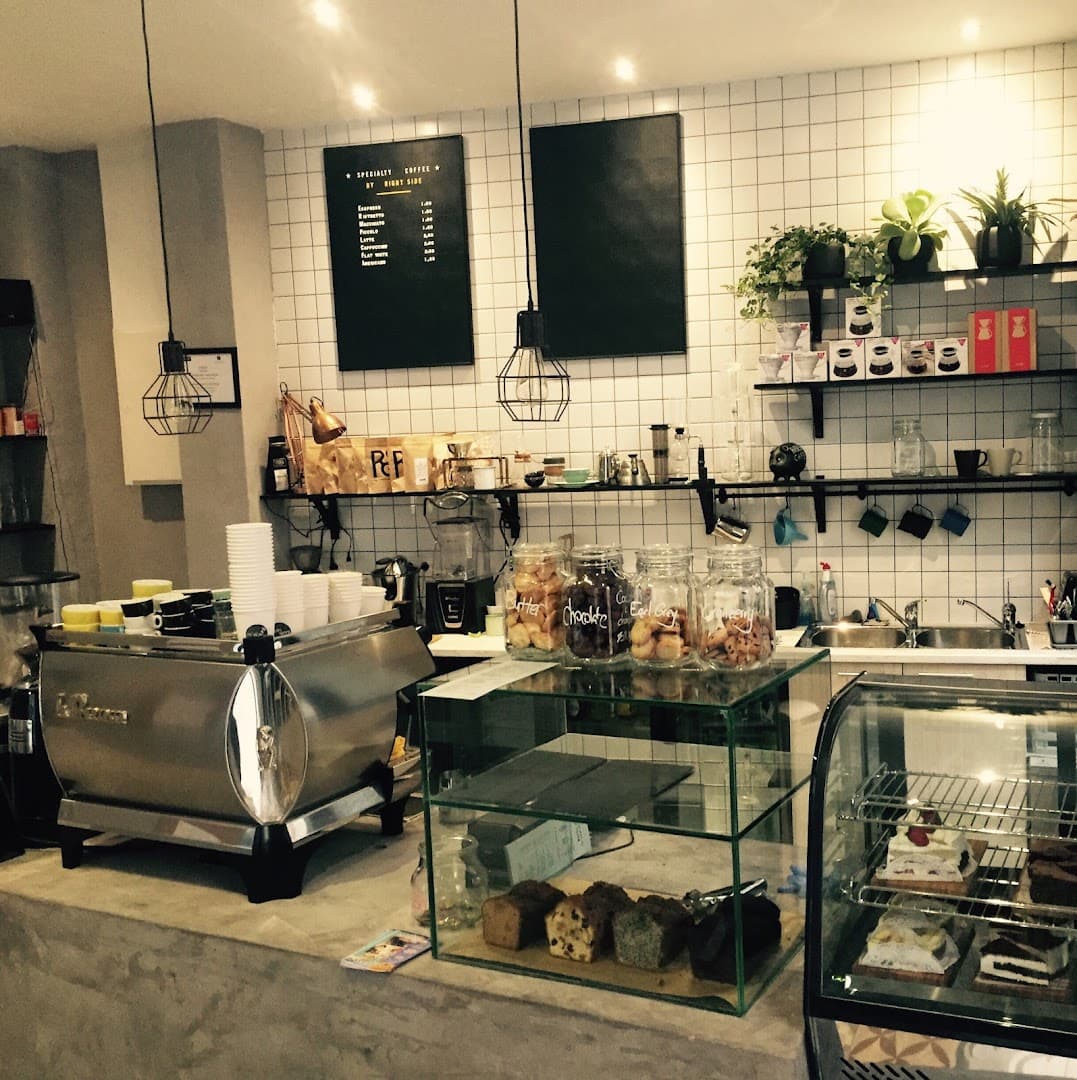 HanSo Café - specialty coffee shop in Madrid