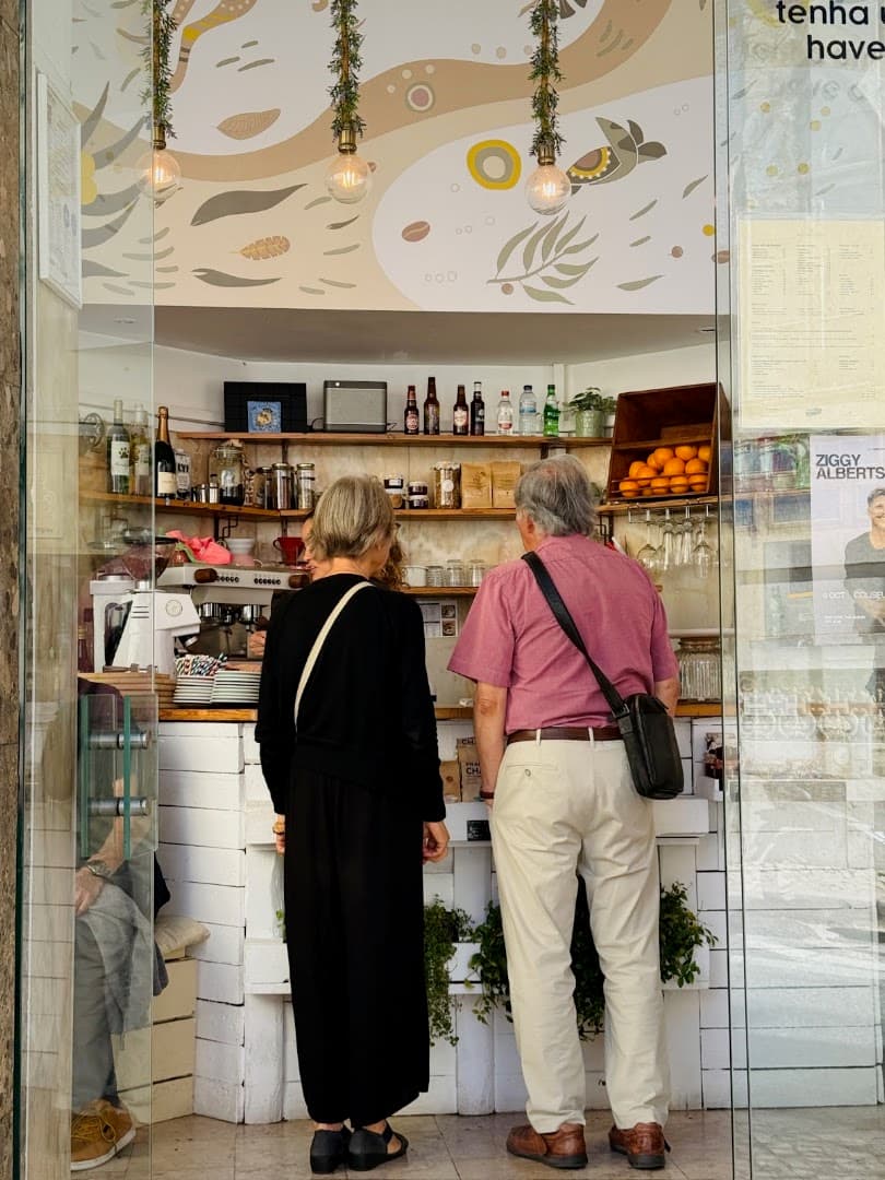 Melbourne elouera - specialty coffee shop in Lisbon