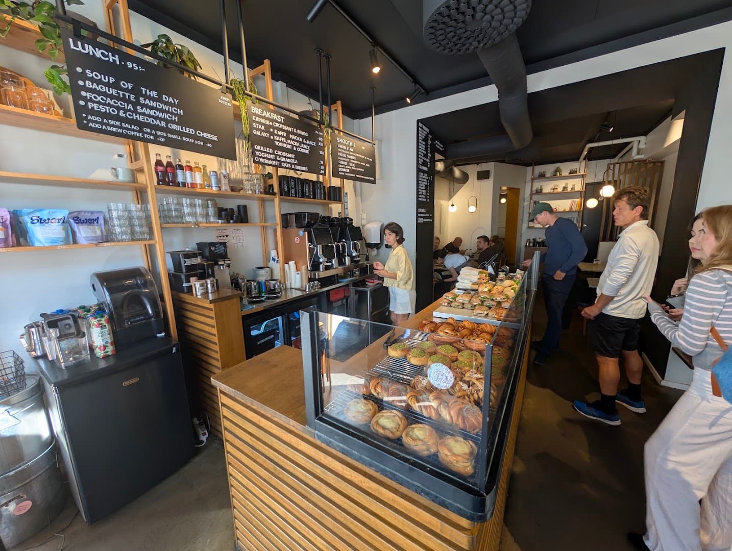 Komet Café Stockholm - specialty coffee shop in Stockholm