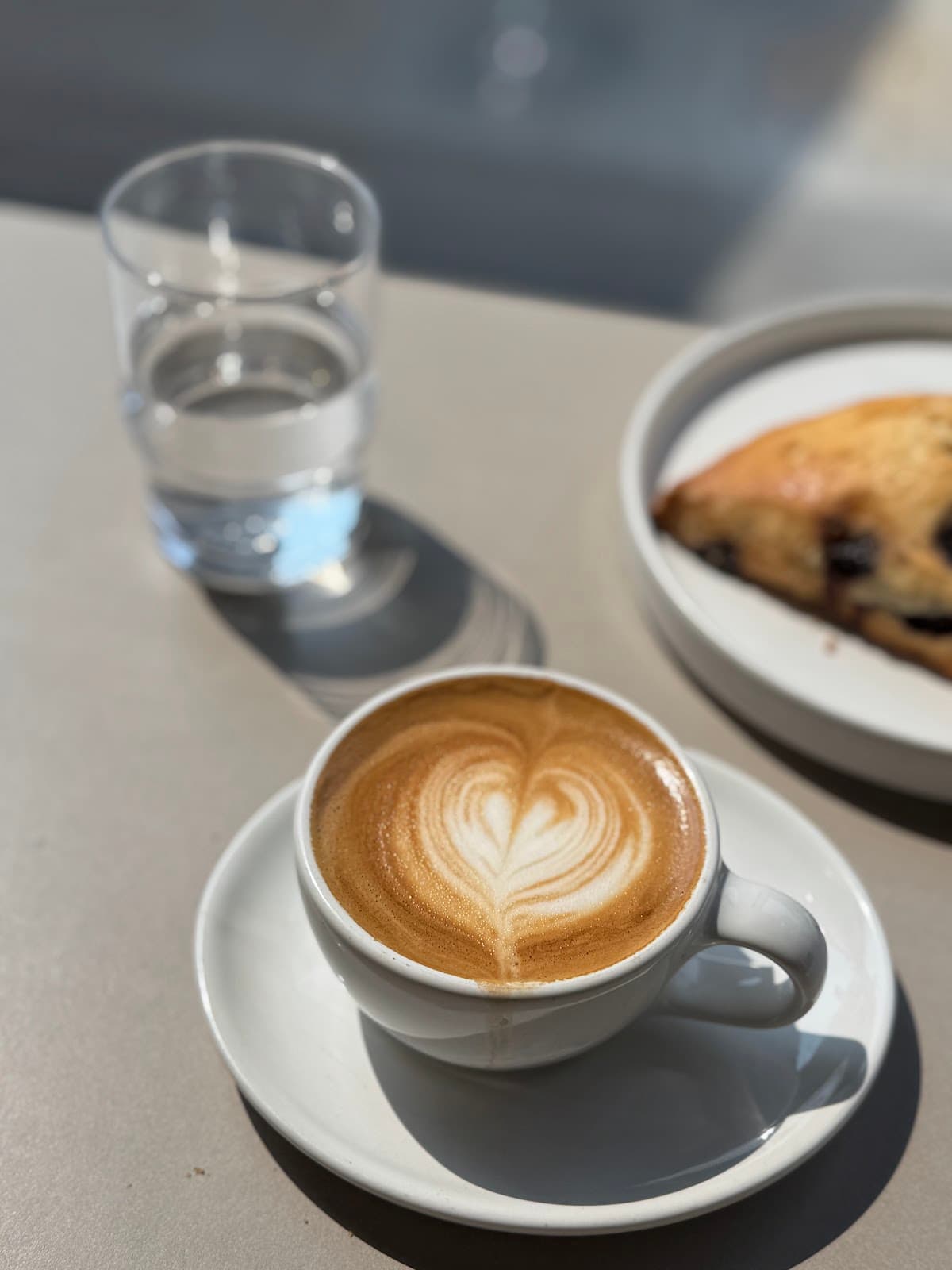 Blue Bottle Coffee specialty coffee shop in Chicago - photo 3