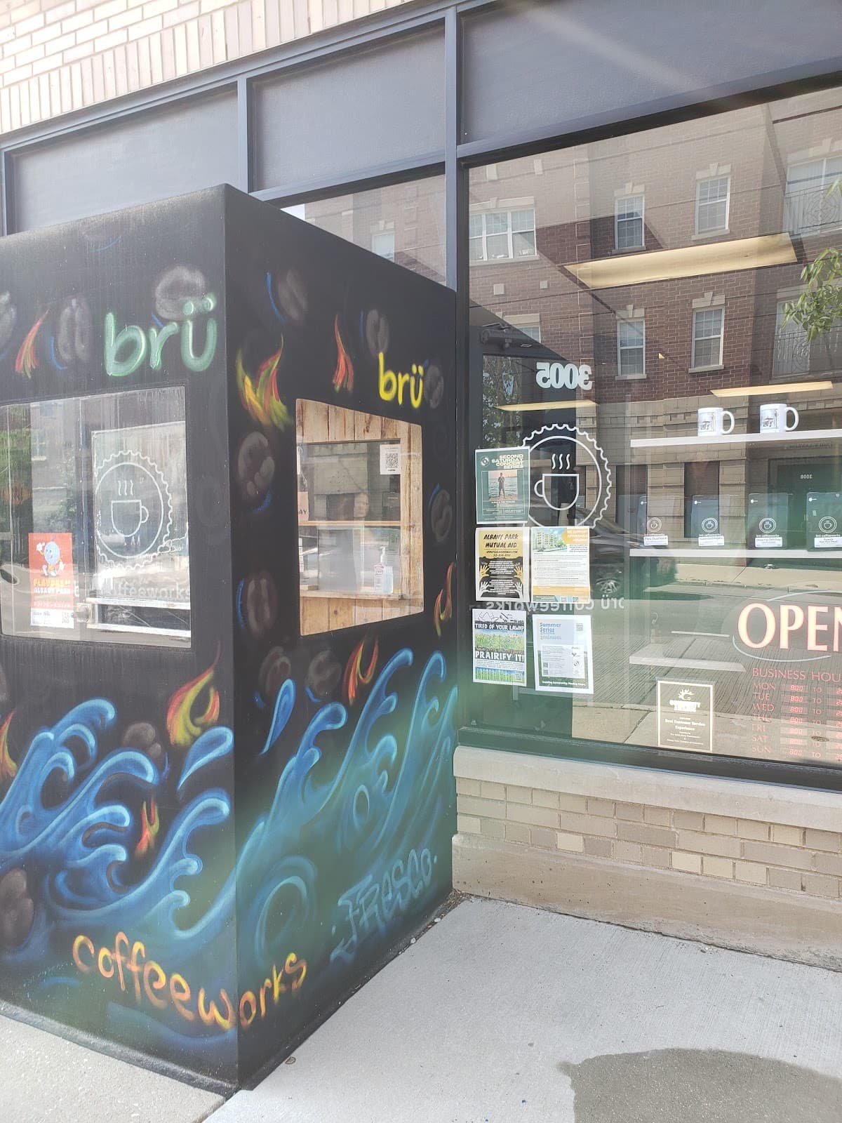 Brü Coffeeworks - specialty coffee shop in East Albany Park