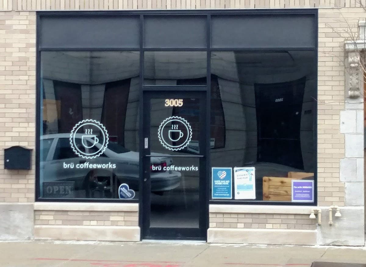 Brü Coffeeworks specialty coffee shop in Chicago - photo 5