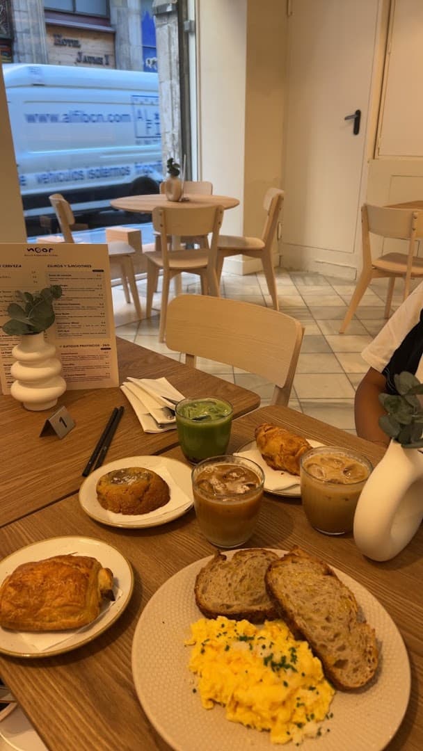Noor l Brunch Jaume I - specialty coffee shop in Barcelona