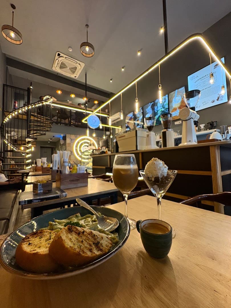 Chelvies Coffee | CP M Block - specialty coffee shop in Delhi