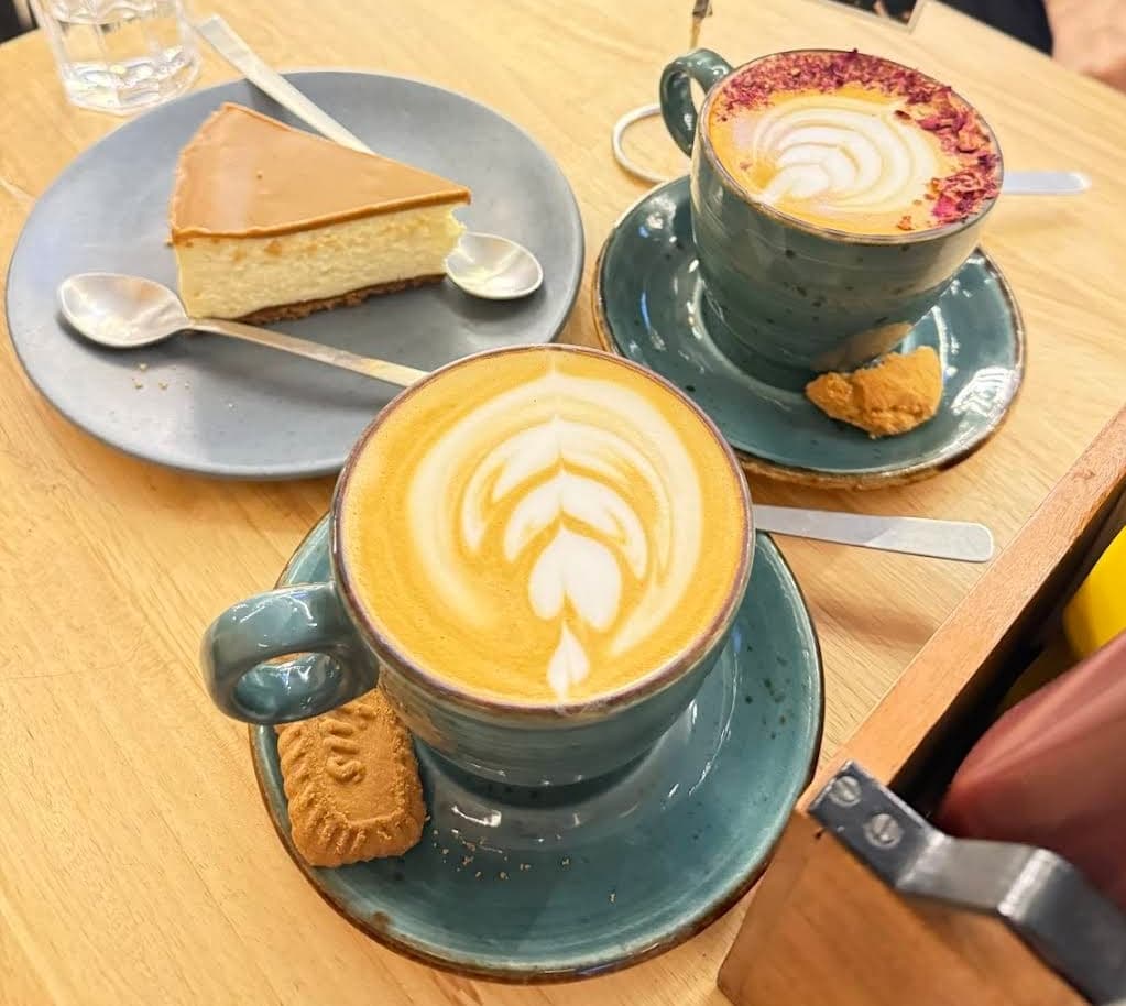 Chelvies Coffee | CP M Block - specialty coffee shop in Delhi