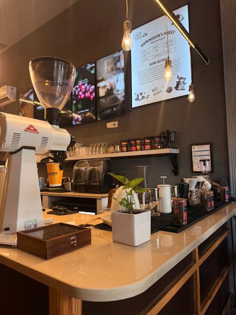 Chelvies Coffee | CP M Block - specialty coffee shop in Delhi