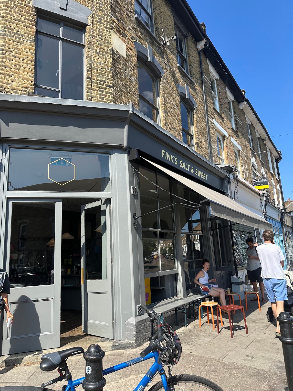Fink's Salt and Sweet - specialty coffee shop in Finsbury Park