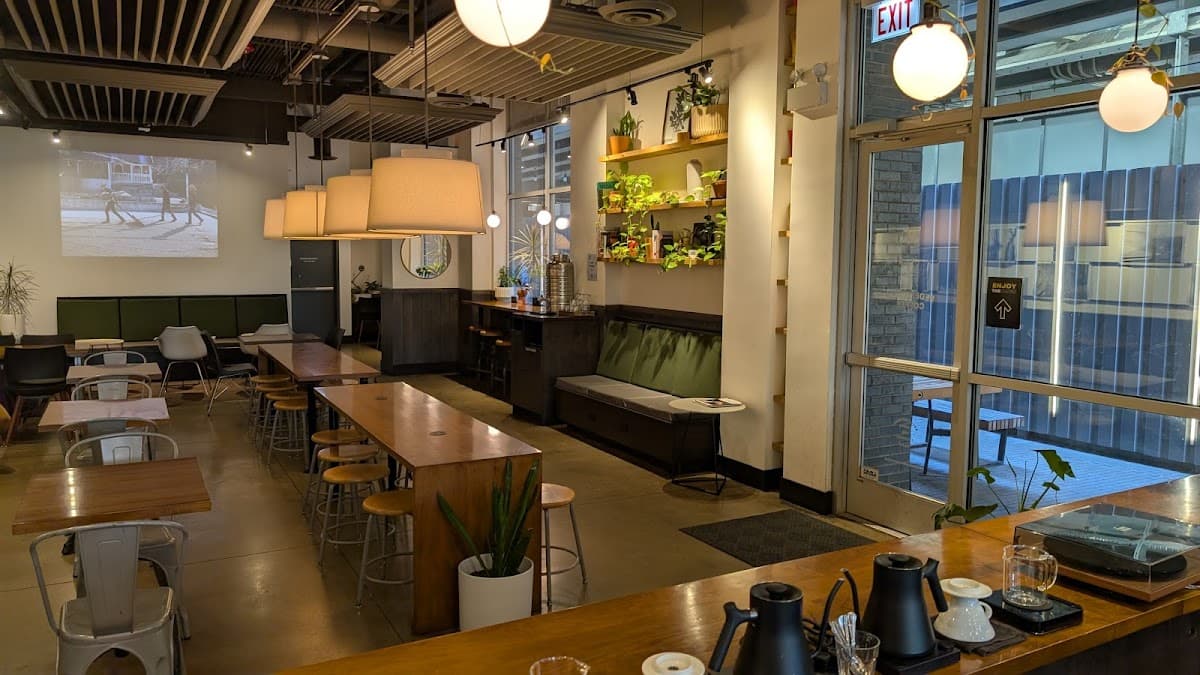 Pedestrian Coffee specialty coffee shop in Chicago - photo 4