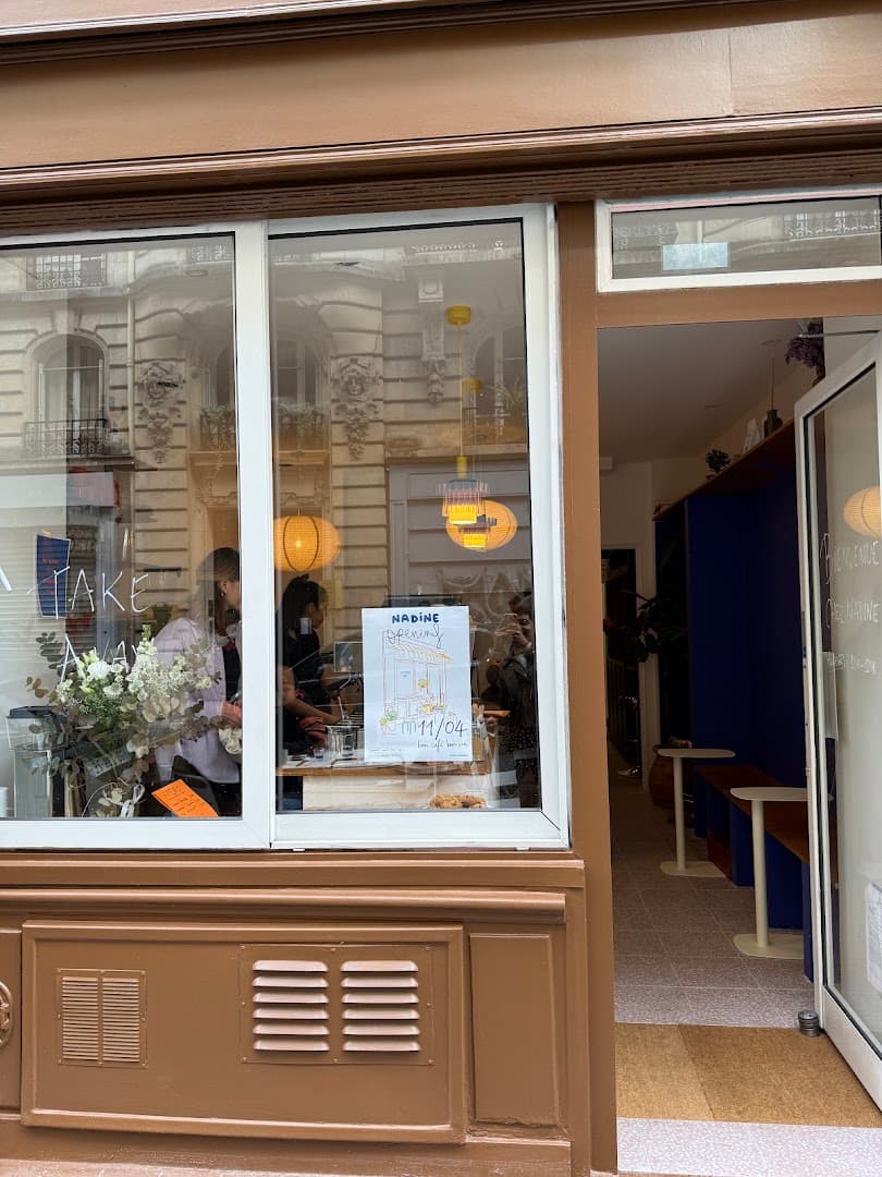 NADINE COFFEE SHOP - specialty coffee shop in Montmartre